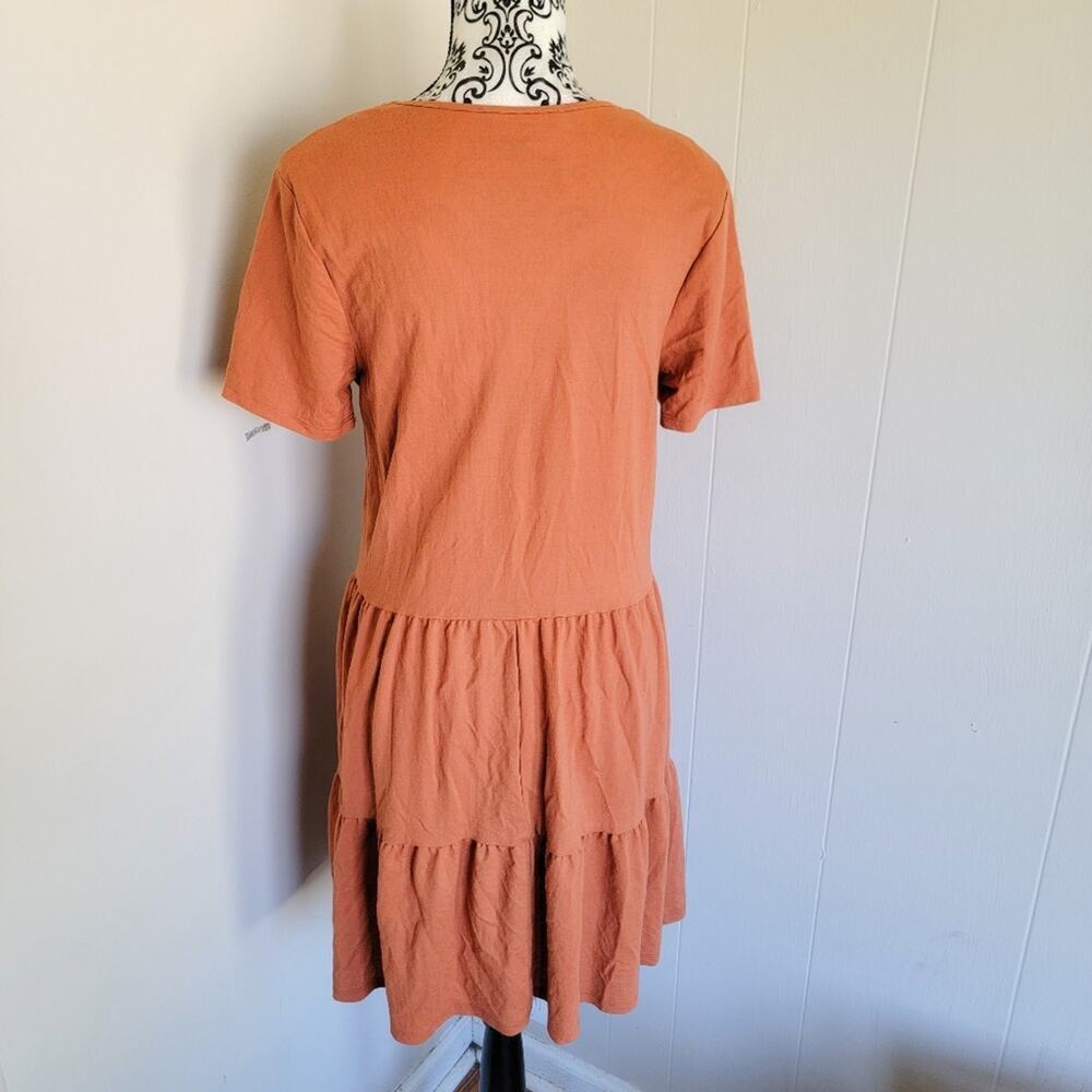 Primark Short Sleeve V-neck Dress - Picture 2 of 3